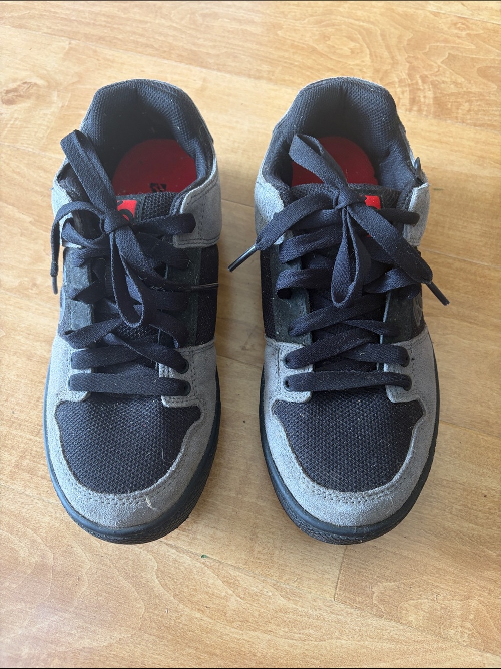 NWOT Five Ten men's mountain bike shoes
